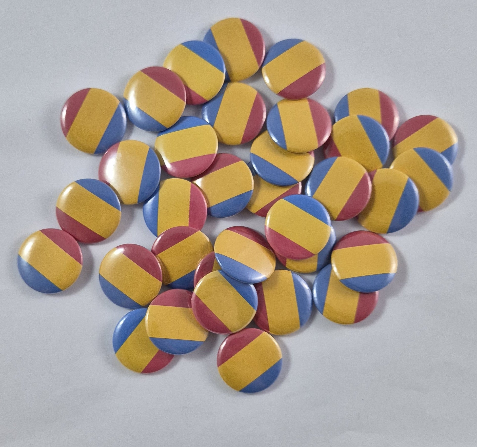 Pansexual pride pin